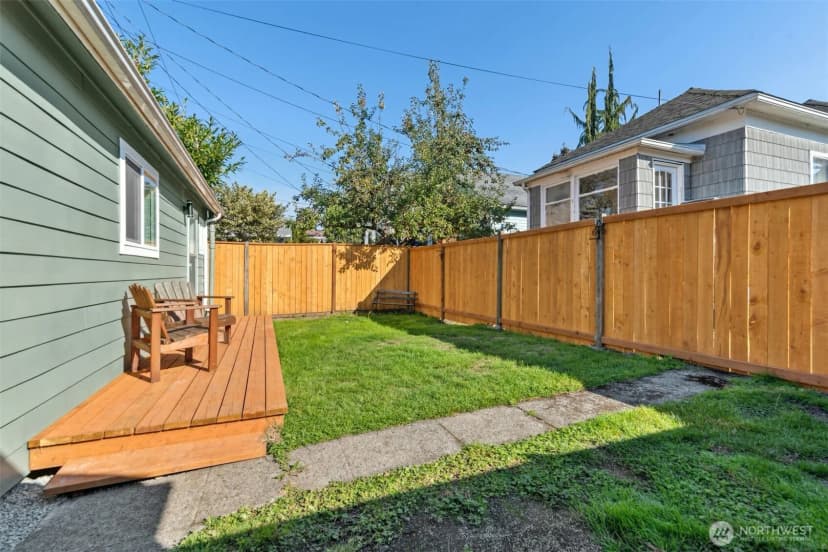 Property photo for 1926 Colby Avenue, Everett photo 14