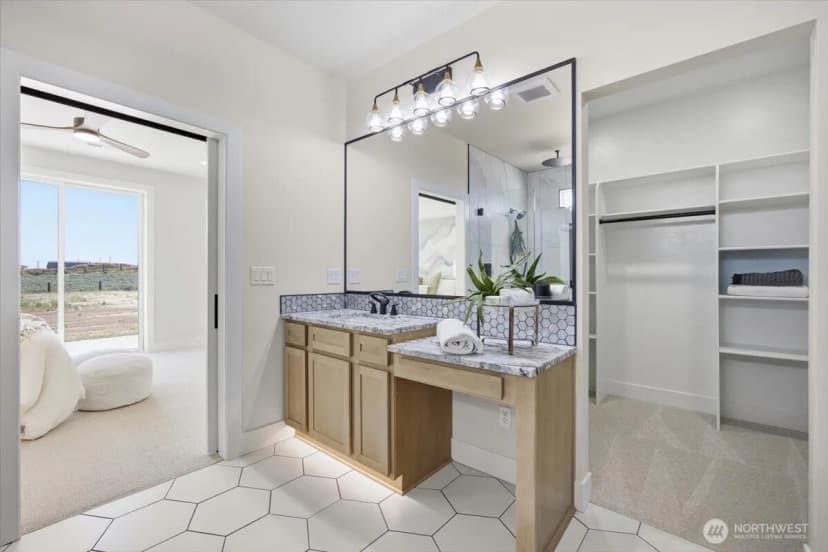 Property photo for 29183 Mammoth Dr, Kennewick photo 18