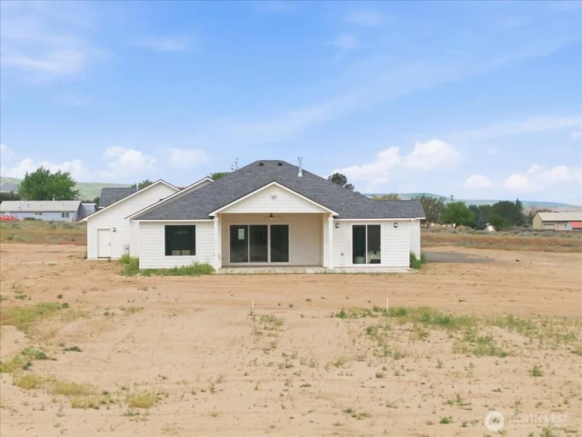 Property photo for 29183 Mammoth Dr, Kennewick photo 30