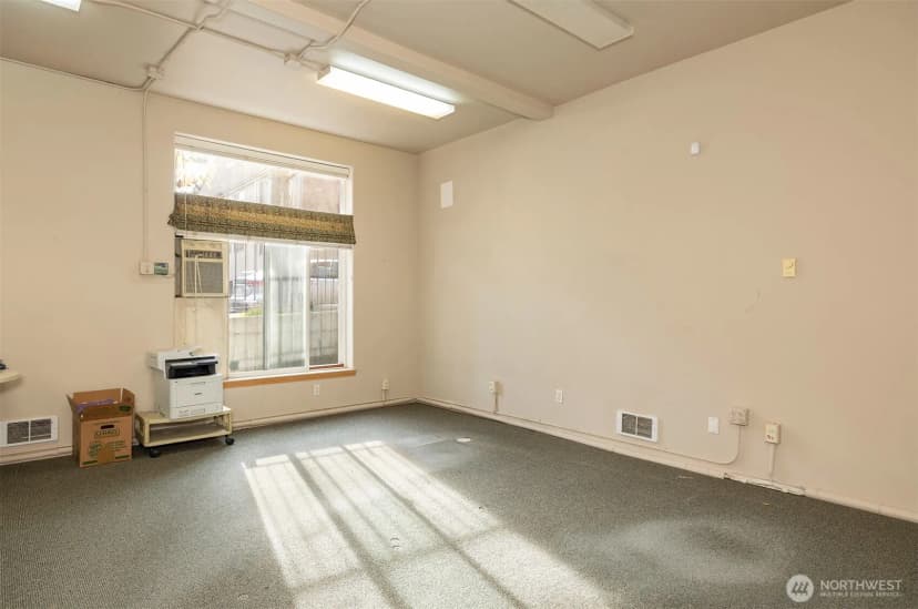 Property photo for 3408 Ne 65th Street #a, Seattle photo 10