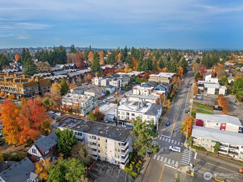 Property photo for 3408 Ne 65th Street #a, Seattle photo 36