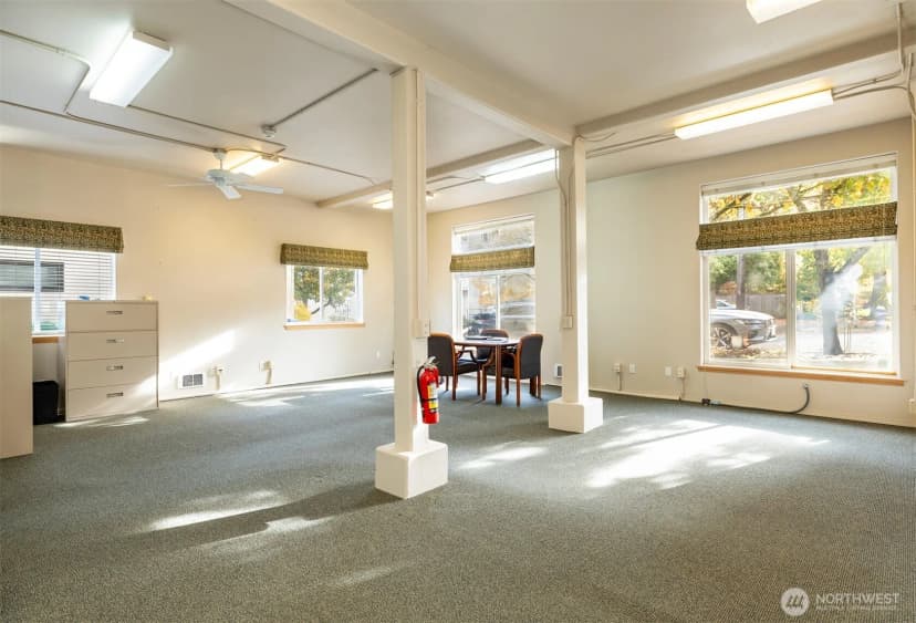 Property photo for 3408 Ne 65th Street #a, Seattle photo 11