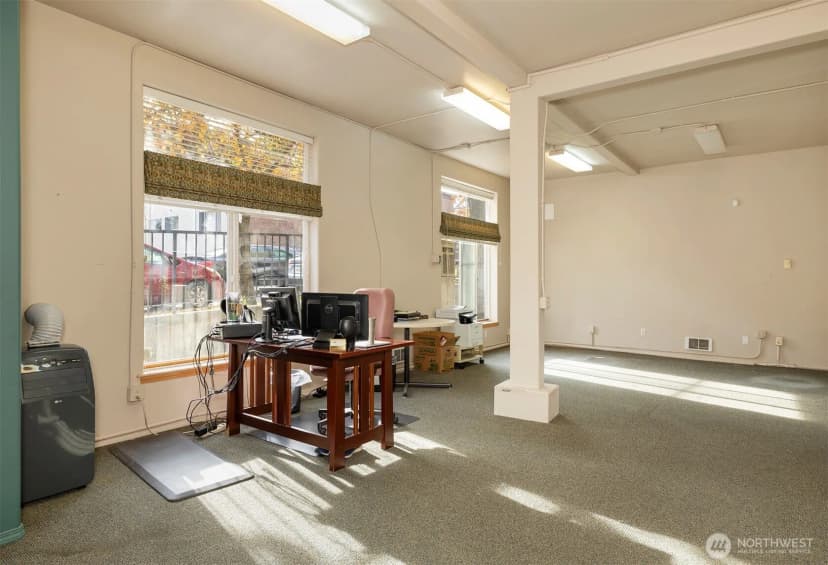 Property photo for 3408 Ne 65th Street #a, Seattle photo 9