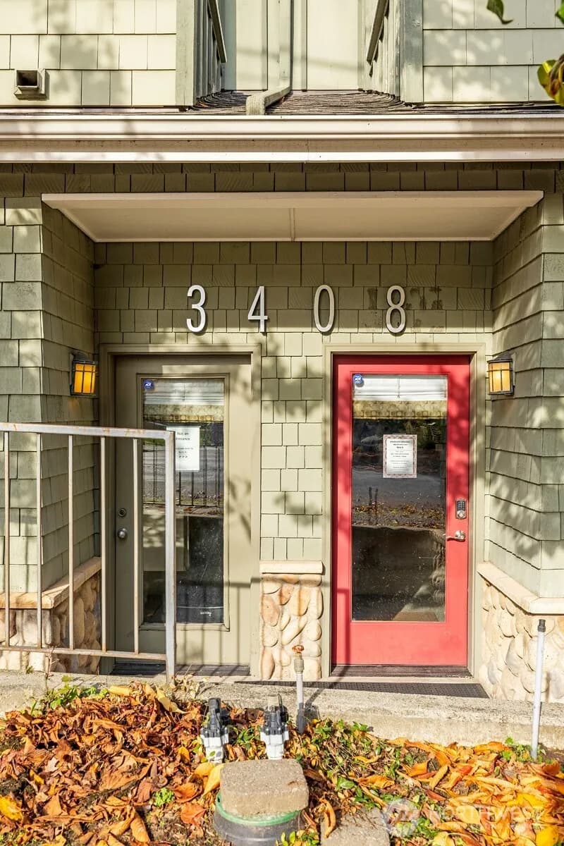 Property photo for 3408 Ne 65th Street #a, Seattle photo 5