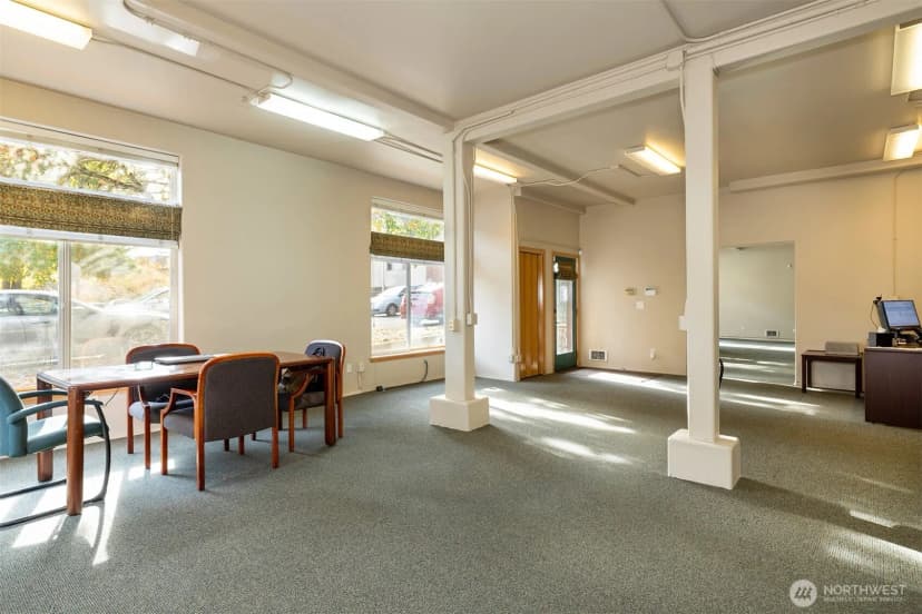 Property photo for 3408 Ne 65th Street #a, Seattle photo 8