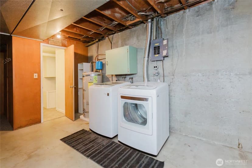 Property photo for 3804 Harbel Drive Ne, Bremerton photo 25