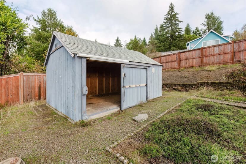 Property photo for 3804 Harbel Drive Ne, Bremerton photo 36
