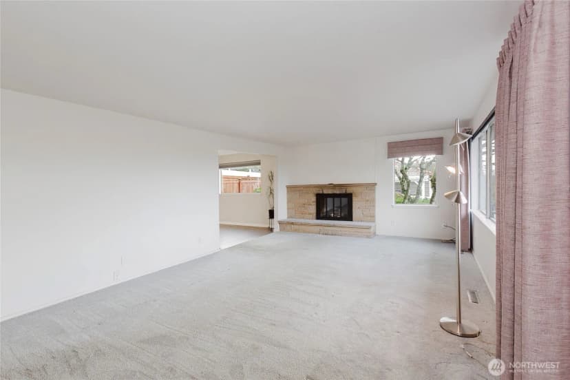 Property photo for 3804 Harbel Drive Ne, Bremerton photo 6