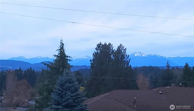 Property photo for 3804 Harbel Drive Ne, Bremerton photo 4