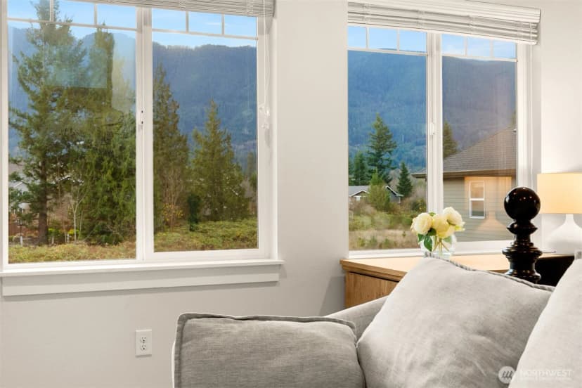 Property photo for 622 Mount Teneriffe Drive Se, North Bend photo 25