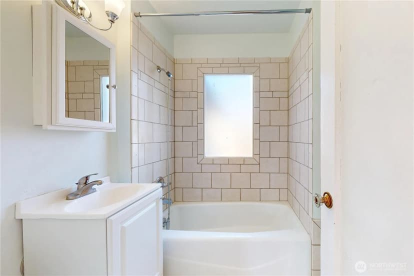 Property photo for 405 Se 8th Street, College Place photo 17