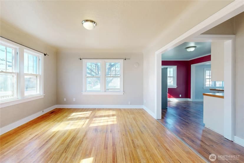 Property photo for 405 Se 8th Street, College Place photo 3