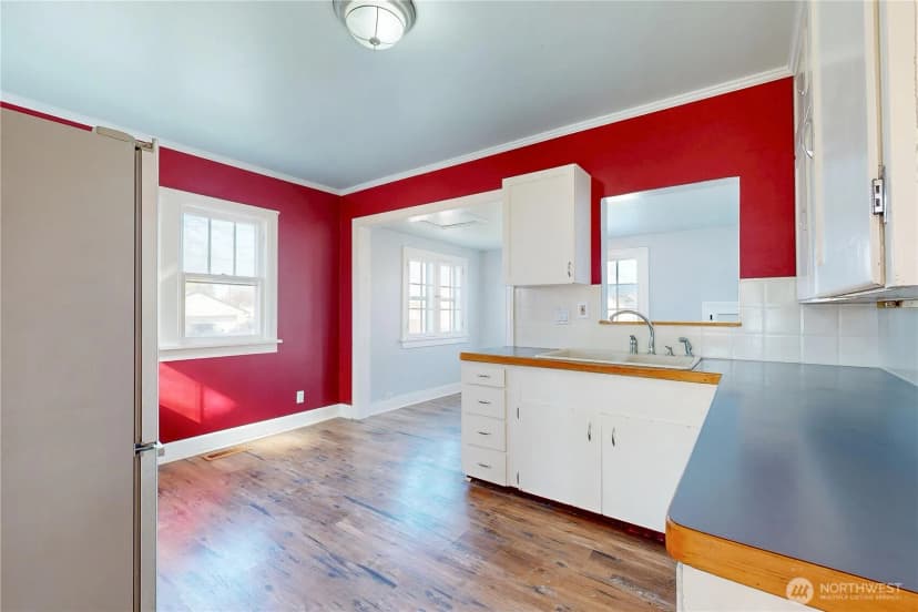 Property photo for 405 Se 8th Street, College Place photo 6