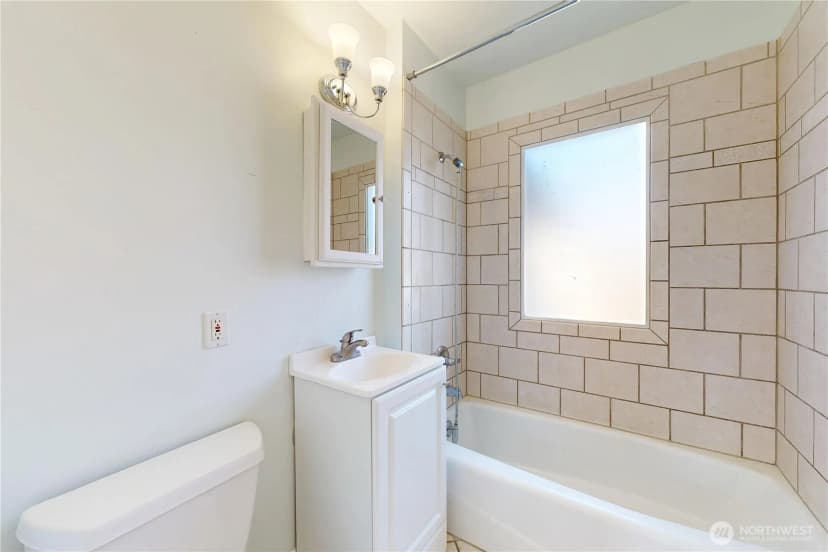 Property photo for 405 Se 8th Street, College Place photo 16