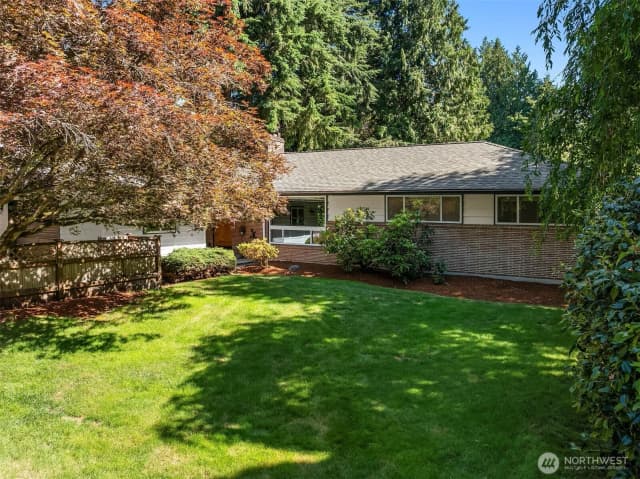 Property photo for 7245 Ne 170th Street, Kenmore
