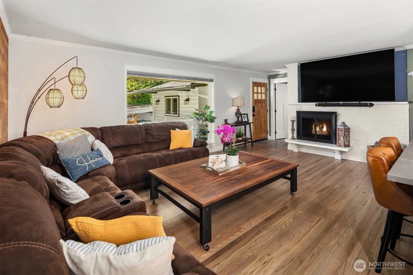 Property photo for 7245 Ne 170th Street, Kenmore photo 6