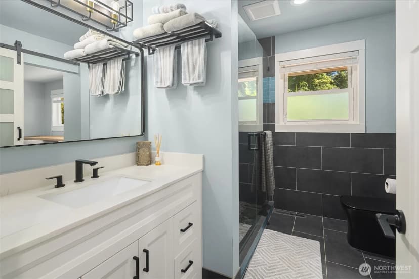 Property photo for 7245 Ne 170th Street, Kenmore photo 24