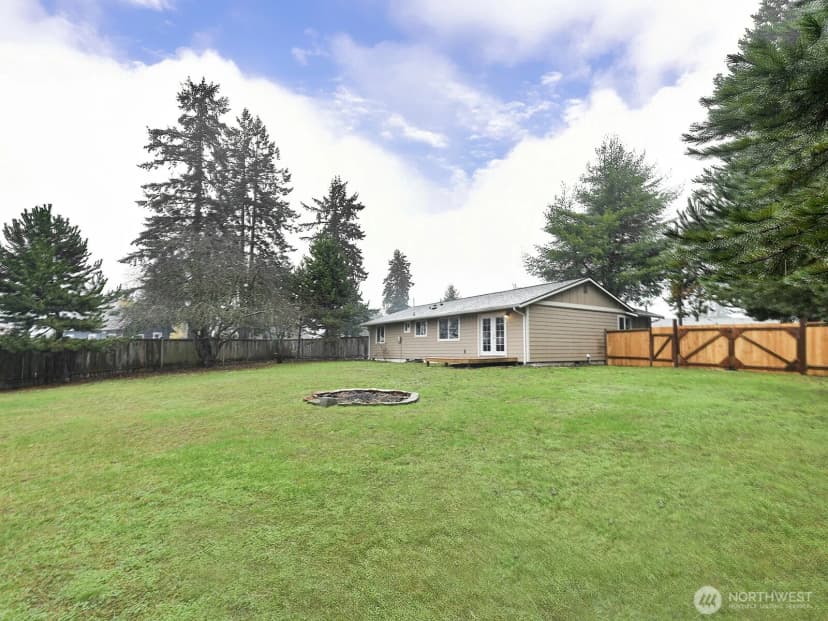 Property photo for 108 Washington Court Se, Yelm photo 2