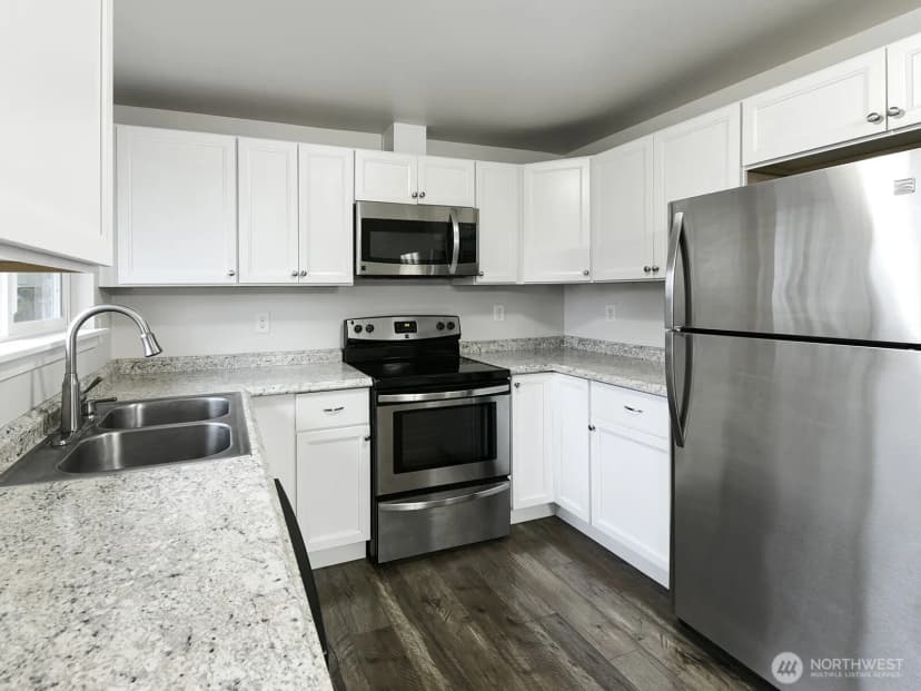 Property photo for 108 Washington Court Se, Yelm photo 7