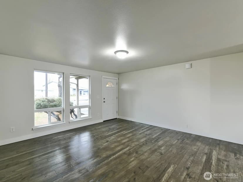 Property photo for 108 Washington Court Se, Yelm photo 8
