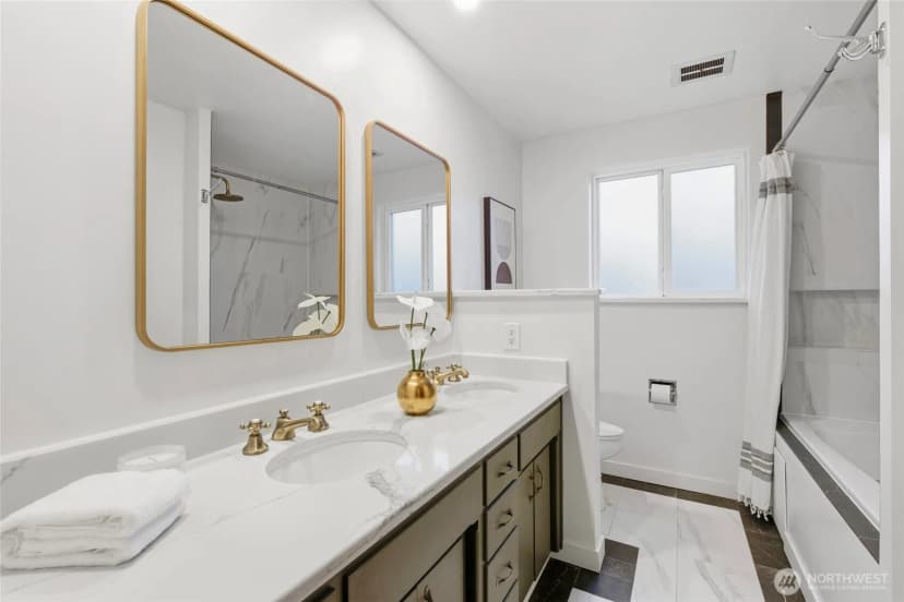 Property photo for 11906 Golden Given Road E, Tacoma photo 18