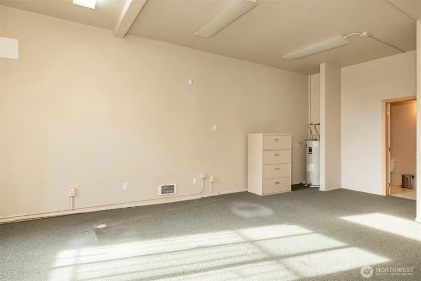 Property photo for 3408 Ne 65th Street #b, Seattle photo 14