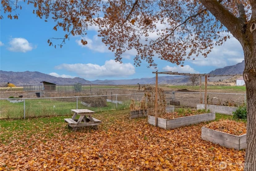 Property photo for 44 Nickles Road, Okanogan photo 31