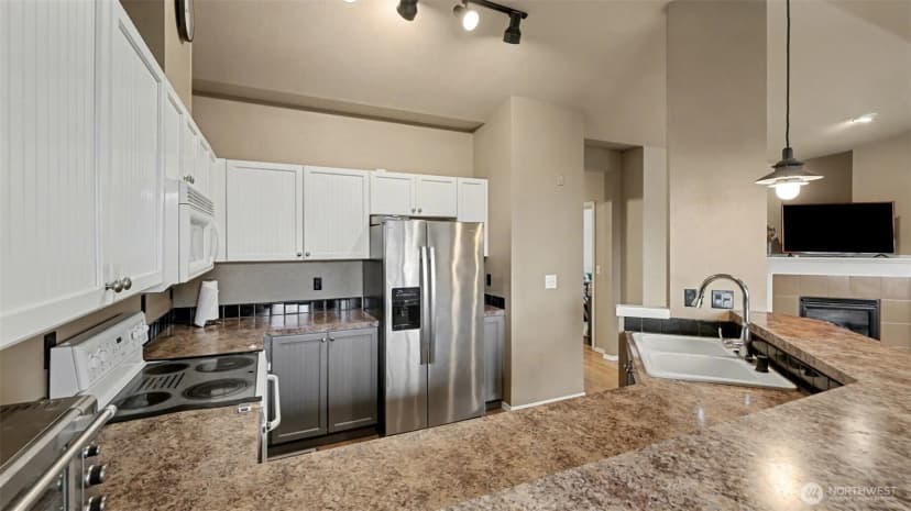 Property photo for 1500 S 18th Street #s202, Renton photo 13