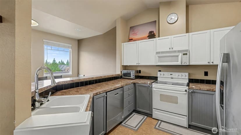 Property photo for 1500 S 18th Street #s202, Renton photo 9