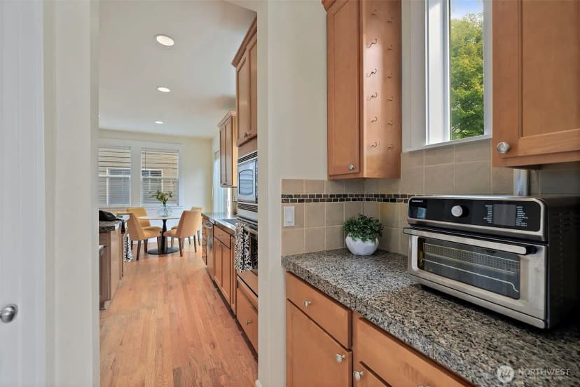 Property photo for 6912 Silent Creek Avenue Se, Snoqualmie photo 10