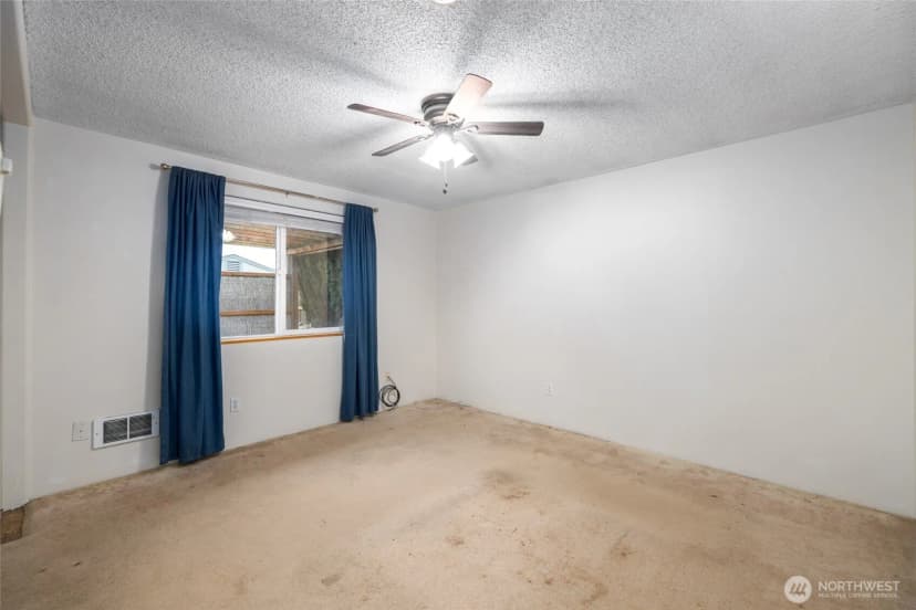 Property photo for 1612 14th Street, Anacortes photo 17