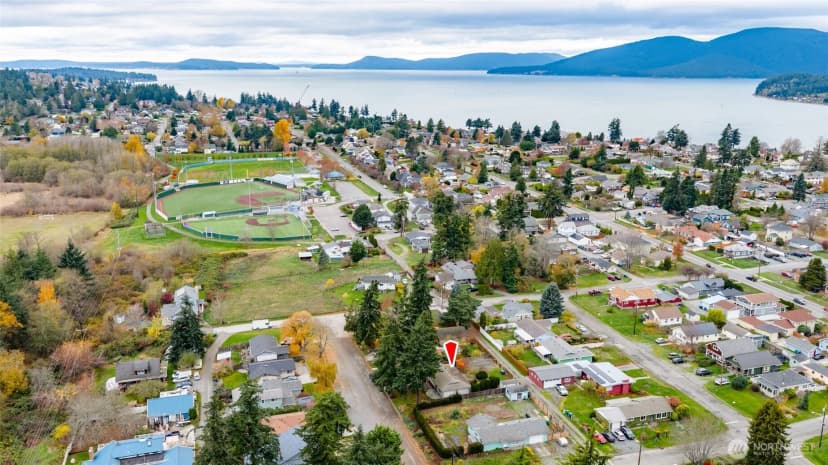 Property photo for 1612 14th Street, Anacortes photo 35