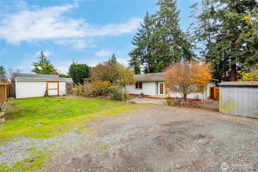 Property photo for 1612 14th Street, Anacortes photo 28