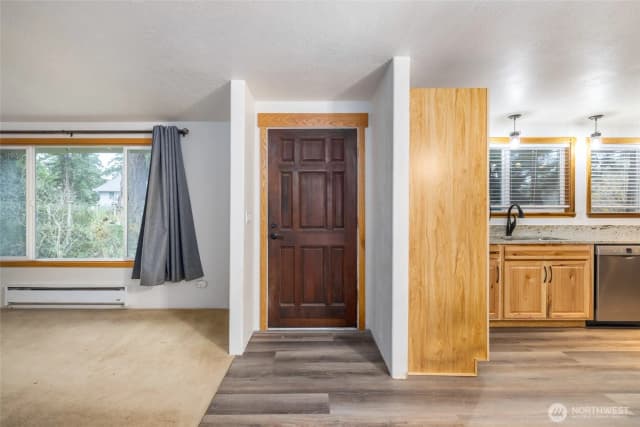 Property photo for 1612 14th Street, Anacortes photo 5