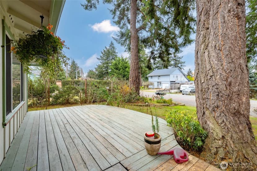 Property photo for 1612 14th Street, Anacortes photo 34