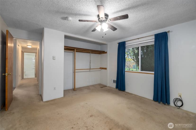 Property photo for 1612 14th Street, Anacortes photo 18