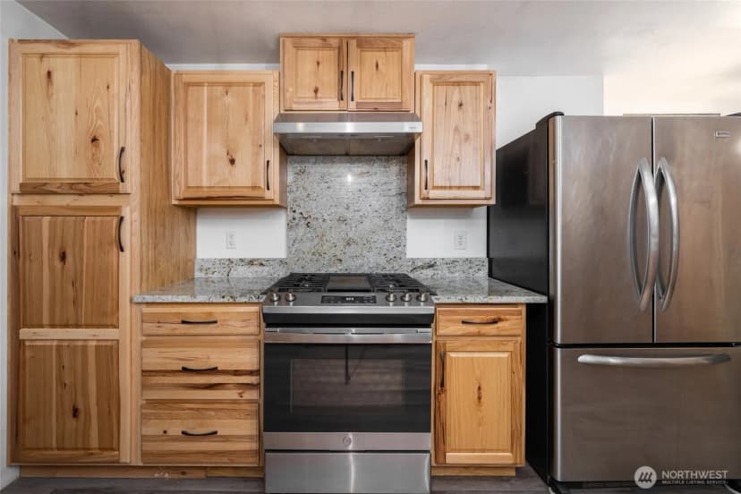 Property photo for 1612 14th Street, Anacortes photo 14