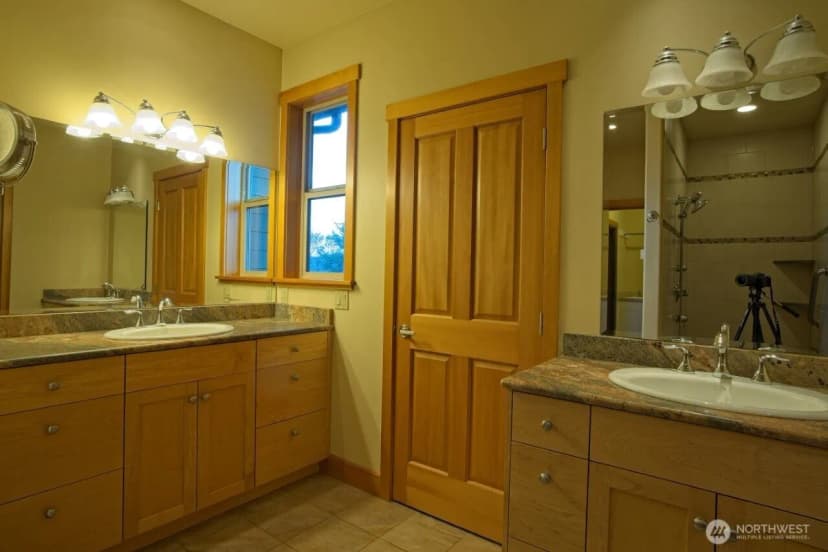 Property photo for 3729 W W Sequim Bay Road, Sequim photo 16