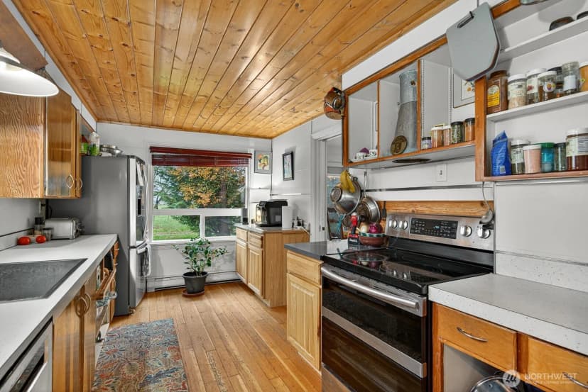 Property photo for 7554 Nooksack Rd, Everson photo 13