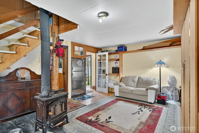 Property photo for 7554 Nooksack Rd, Everson photo 21