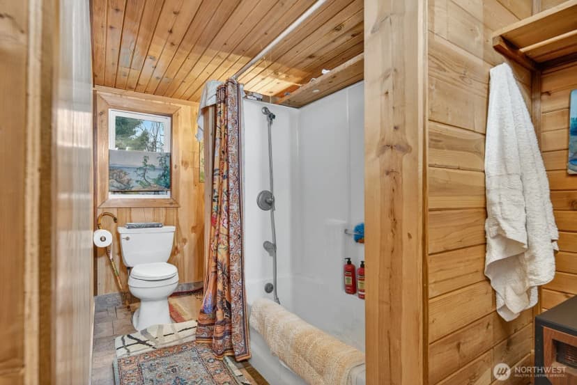 Property photo for 7554 Nooksack Rd, Everson photo 27