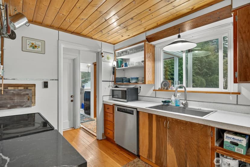Property photo for 7554 Nooksack Rd, Everson photo 14