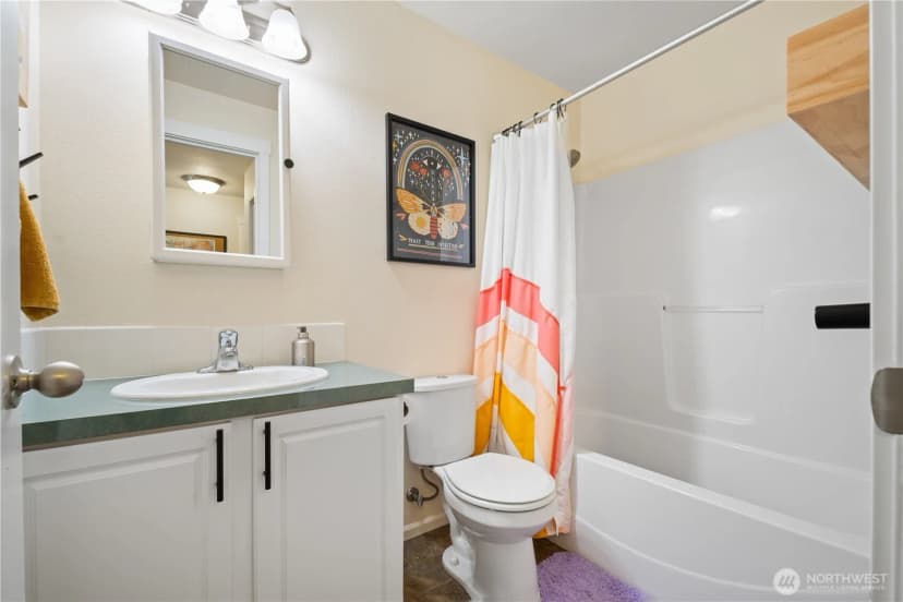 Property photo for 7677 Kildare Loop Nw, Silverdale photo 12