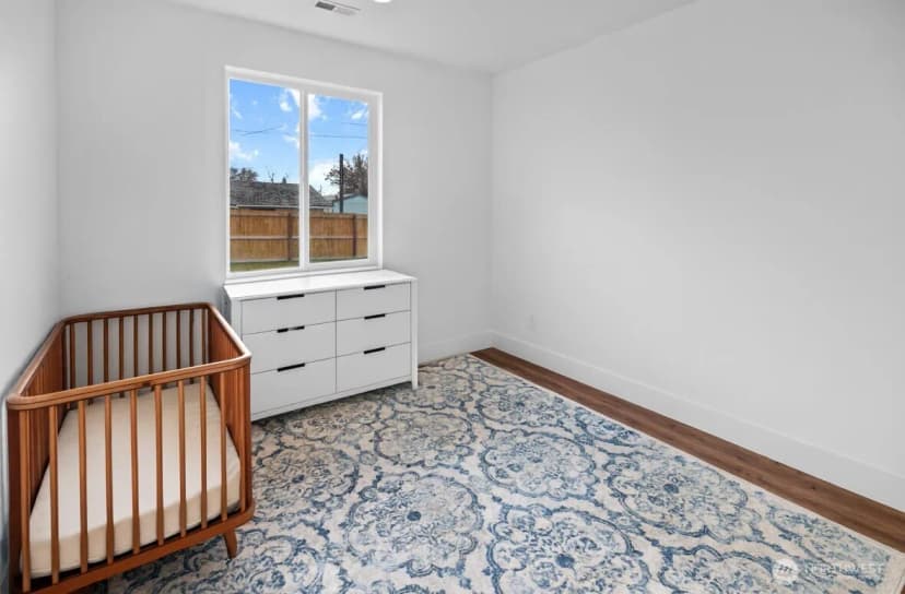 Property photo for 627 Ne 3rd Avenue, Soap Lake photo 21