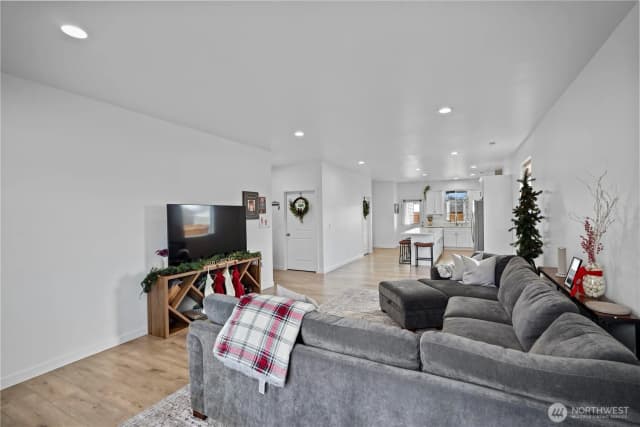 Property photo for 627 Ne 3rd Avenue, Soap Lake photo 3