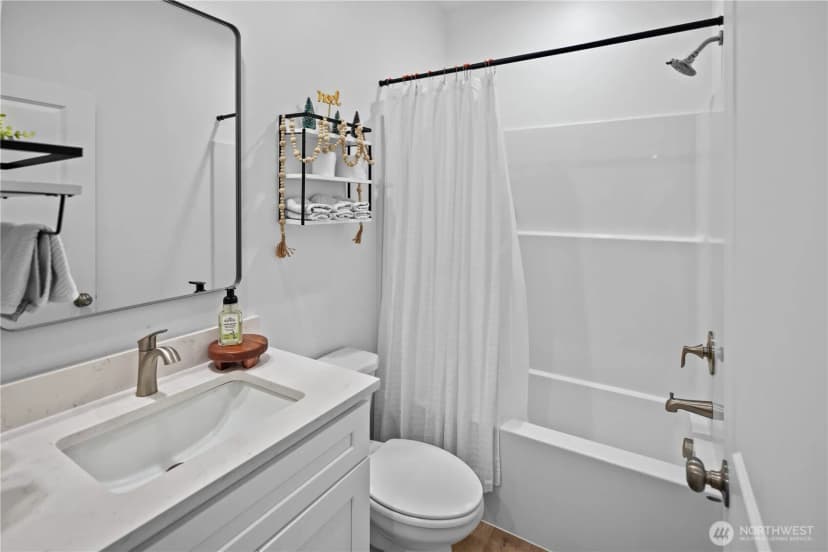 Property photo for 627 Ne 3rd Avenue, Soap Lake photo 19