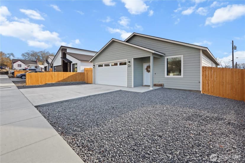 Property photo for 627 Ne 3rd Avenue, Soap Lake photo 26