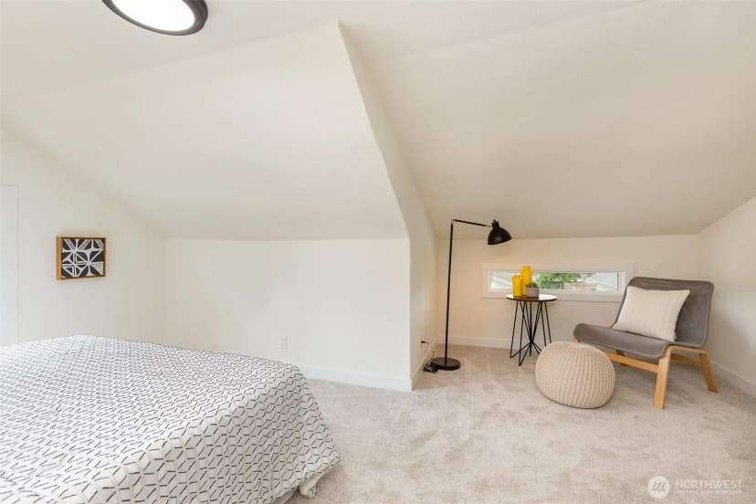 Property photo for 8416 Duncan Avenue S, Seattle photo 14