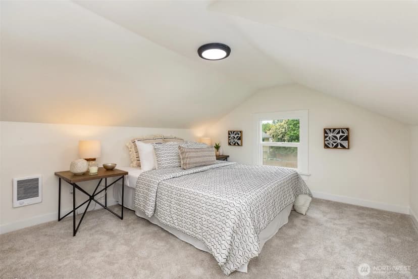 Property photo for 8416 Duncan Avenue S, Seattle photo 12
