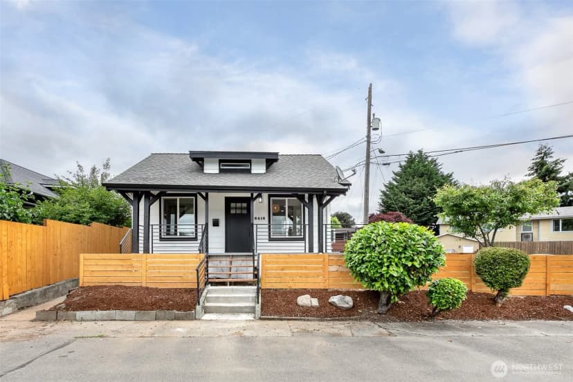 Property photo for 8416 Duncan Avenue S, Seattle
